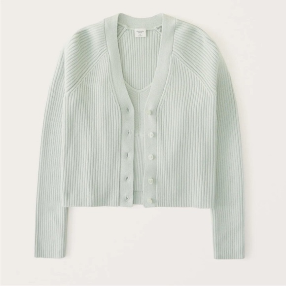 Abercrombie & Fitch Sweaters - Abercrombie & Fitch Cardigan Sweater ribbed‎ green XL